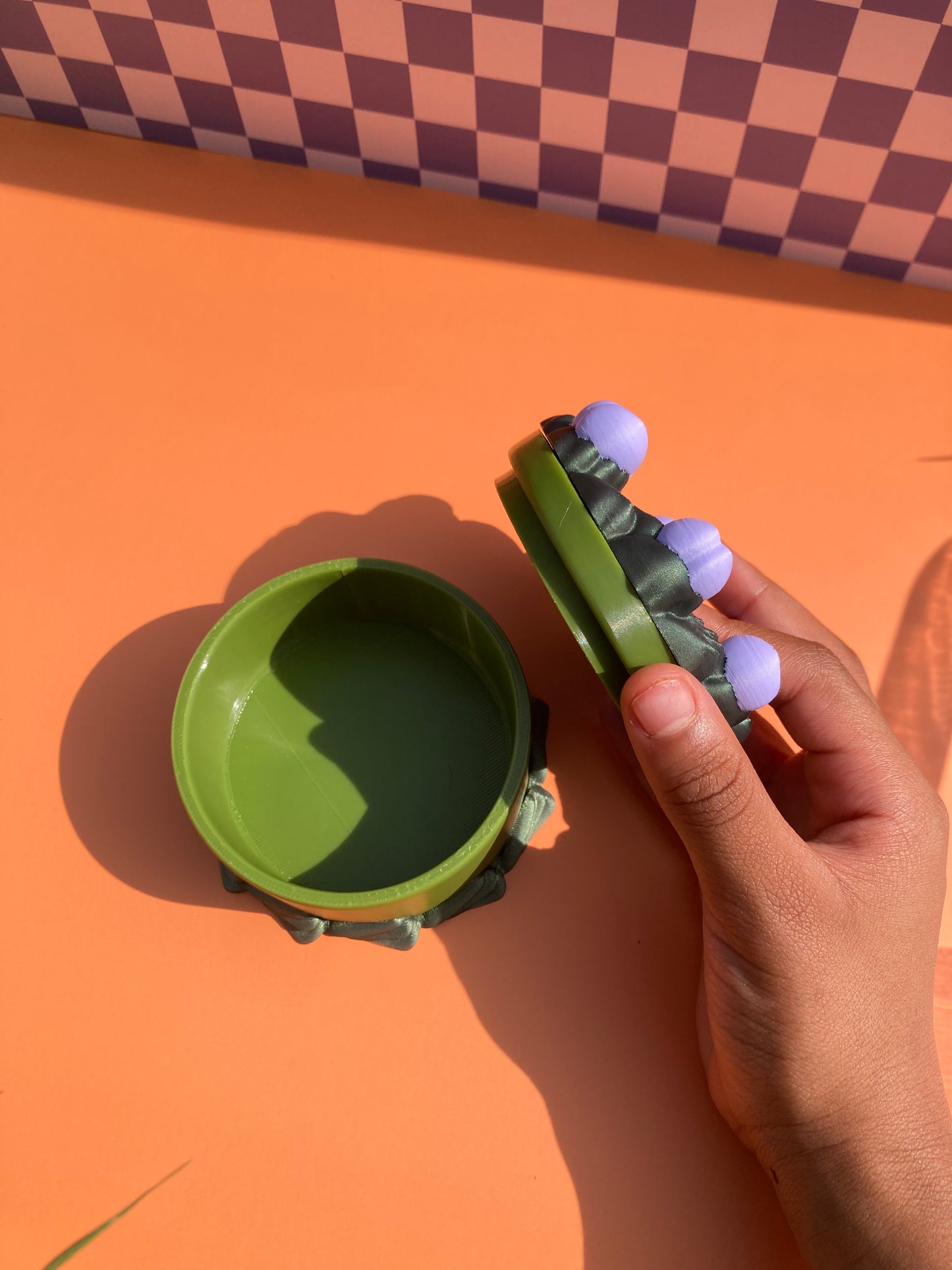 Round Cake Shaped Dice Box! 🎂 summer green