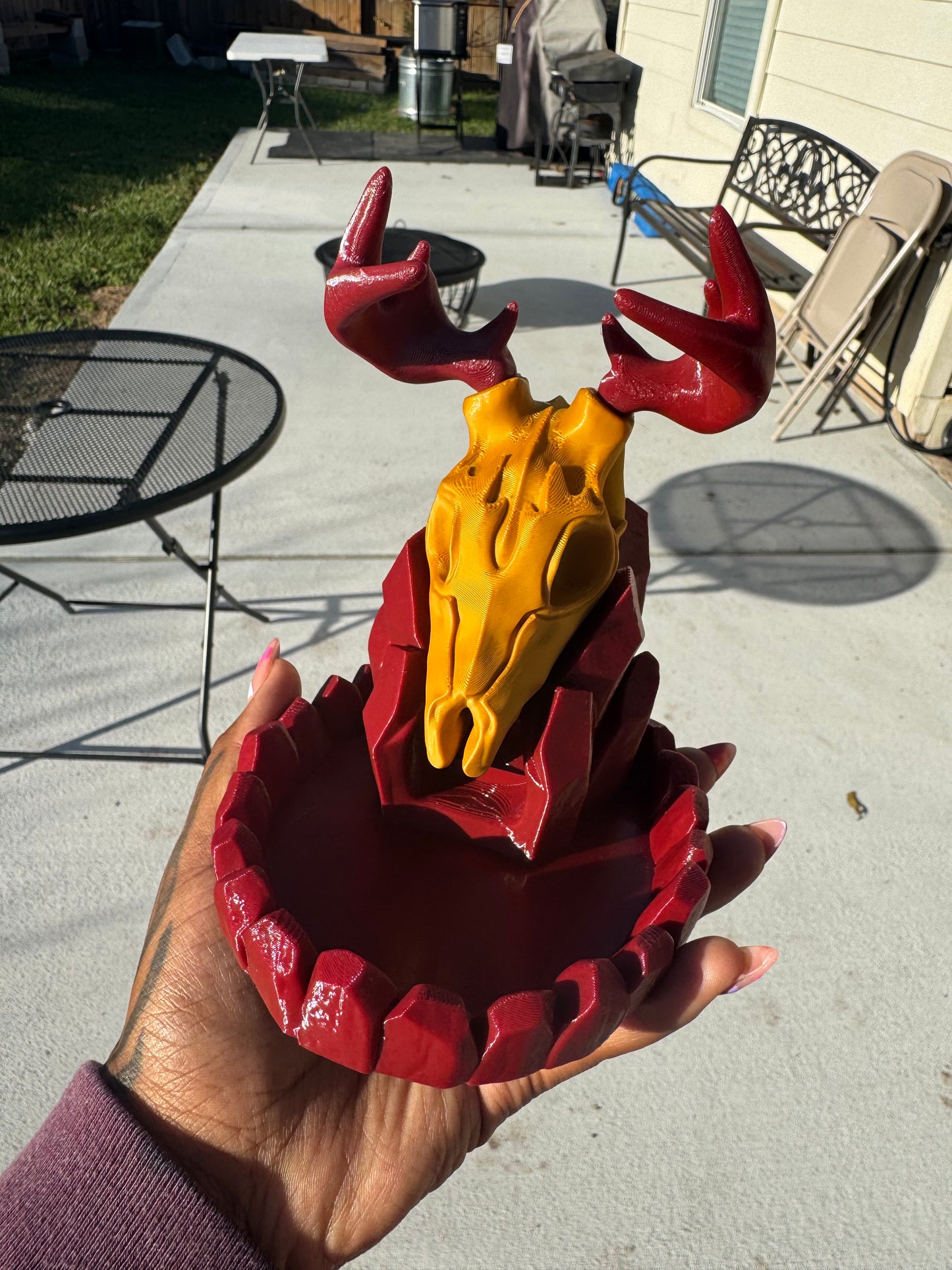 Deer Skull Dice Tower Red & Gold