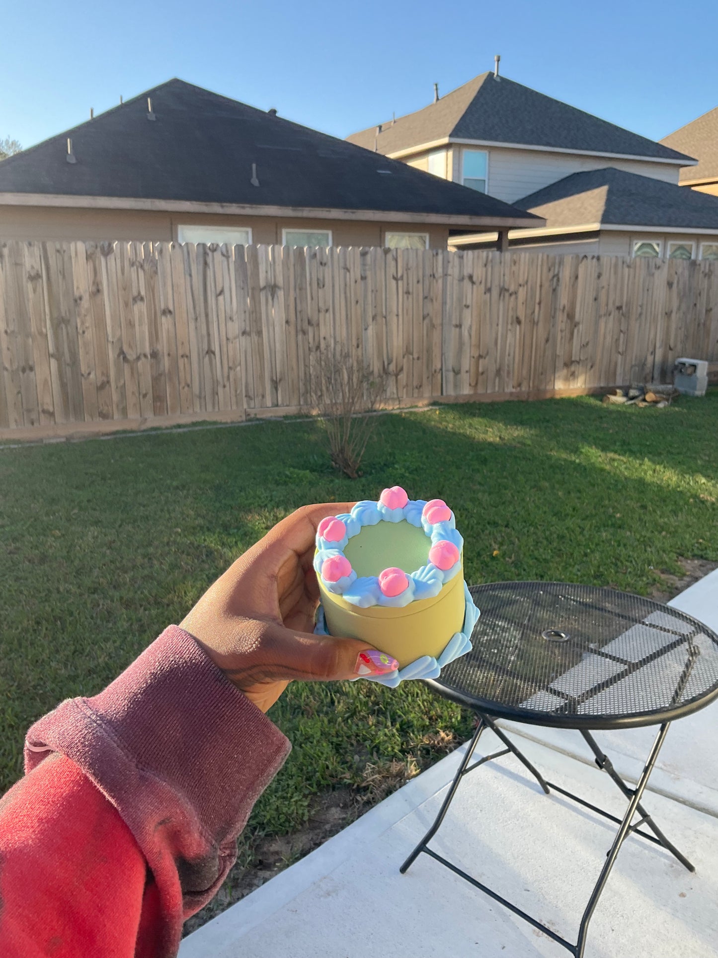 Round Cake Shaped Dice Box! 🎂