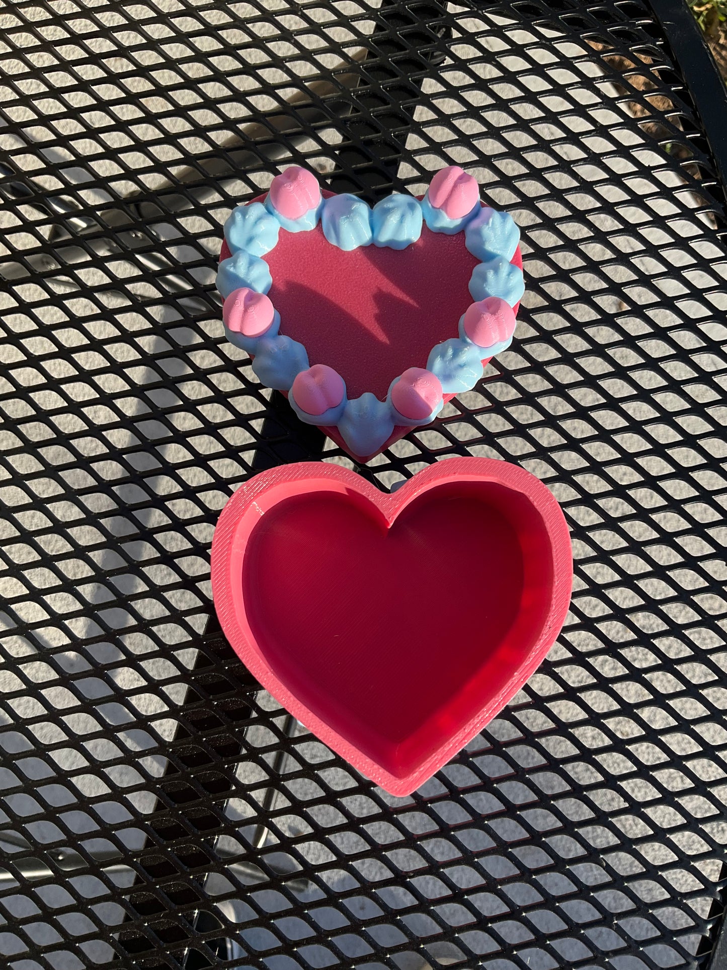 Heart Cake Shaped Dice Box!