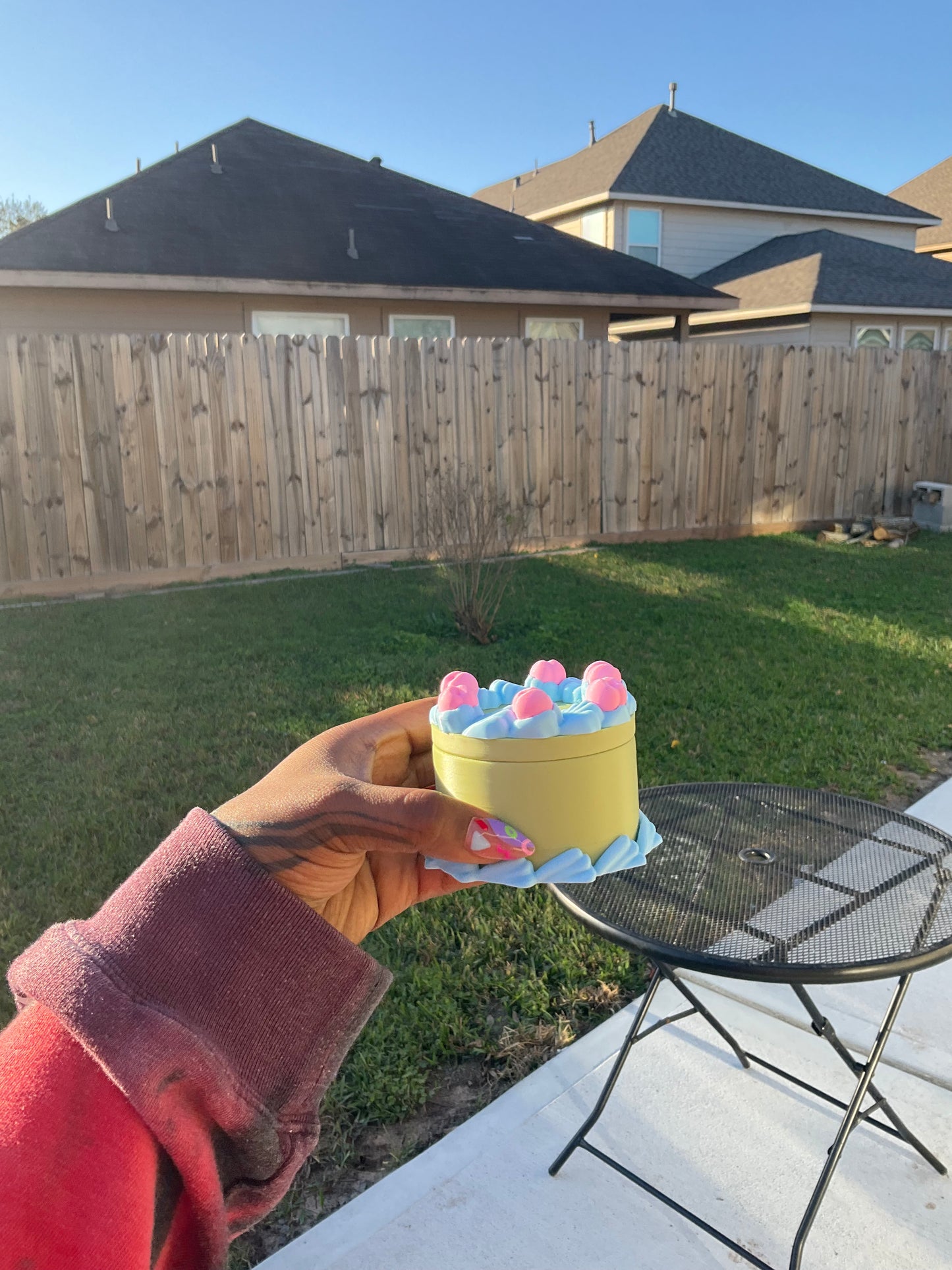 Round Cake Shaped Dice Box! 🎂