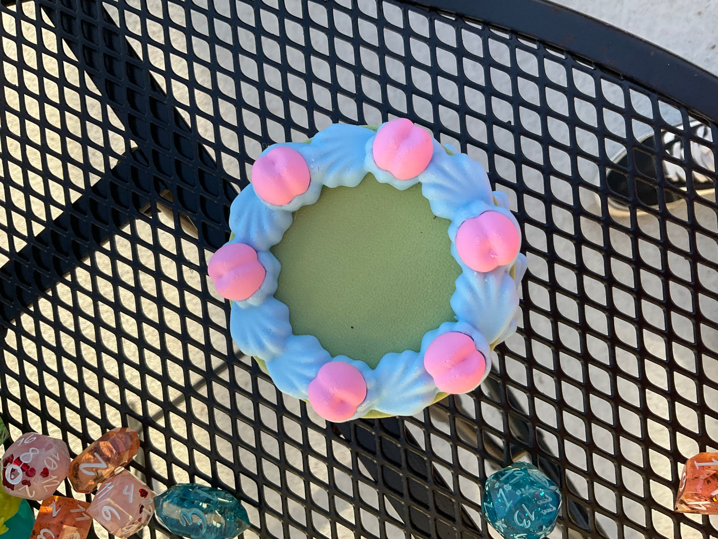 Round Cake Shaped Dice Box! 🎂